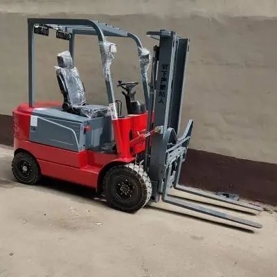Camión elevador eléctrico autocargado 1,5-3 toneladas para carga y descarga en almacén
