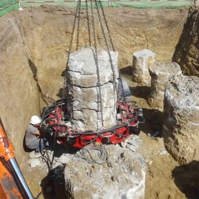 Trabajados de empilado de pilas en talleres de materiales de construcción