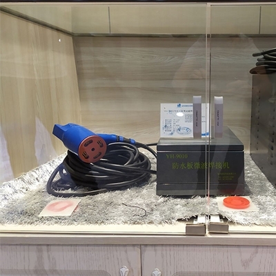Máquina de soldadura por ultrasonidos de frecuencia para el titular de tarjetas de clasificación en talleres de reparación de máquinas