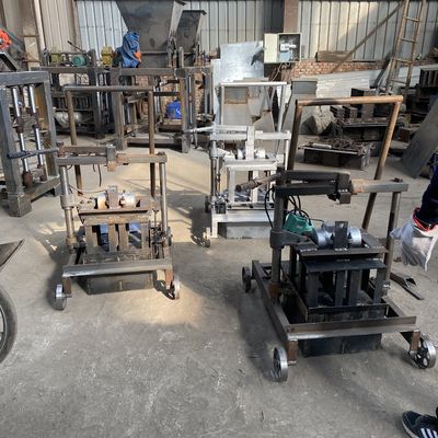 390*150*190 mm Tamaño de ladrillo Máquina avanzada automática para hacer ladrillos de arcilla