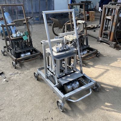Máquina de fabricación a mano para el bloque hueco buenas ventas ladrillo prensa ladrillo rompehielos de concreto ladrillos