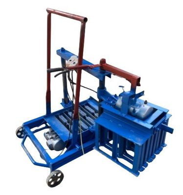 Máquina de fabricación de bloques de hormigón fácil de operar para pavimentar bloques en buen estado