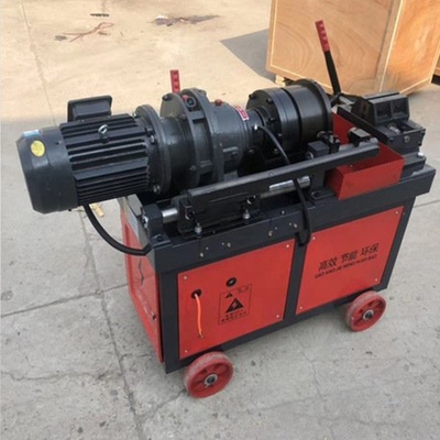 Máquina de rodar de rosca de rebarro para una fácil operación en la industria de la construcción