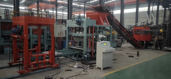 Máquina de fabricación de ladrillos de pavimentación de segunda mano con capacidad de producción de 5760 piezas / 8 horas
