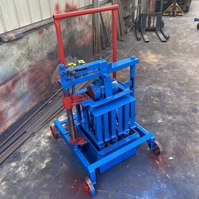 Máquina de fabricación de ladrillos de bloques de cemento de tierra comprimida con tamaño de paleta 850*550*25 mm
