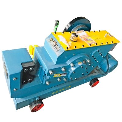 Se trata de una máquina de corte de barras hidráulicas portátil de 240 kg GQ40/GQ45/GQ50/GQ55 para la construcción de trabajos pesados