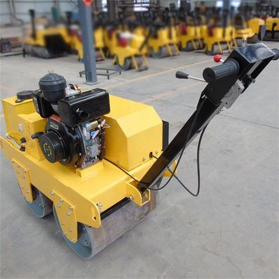 Roller de tambor doble Okr-700 600 kg Roller de asfalto hidráulico para la construcción de carreteras pequeñas