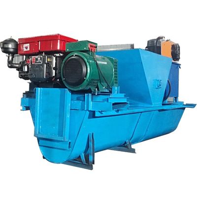 Máquina automotriz de revestimiento de canales de agua para tres trabajadores de la construcción