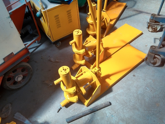 Máquina de bombeo de cemento a mano con operación rápida y fácil 1.1*0.3*0.55m