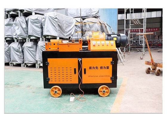 Máquina de fabricación de tornillos de barras de acero con rosca de refuerzo de 1050*700*1100MM 3-380V 50HZ