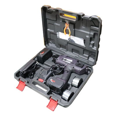 Potente máquina de unión de rebares con batería para rebares de 60 mm en proyectos de construcción