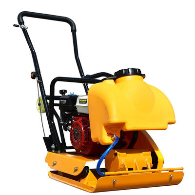 Compactor de placas de tierra vibrante de gasolina con alta eficiencia de funcionamiento 965*600*1370mm