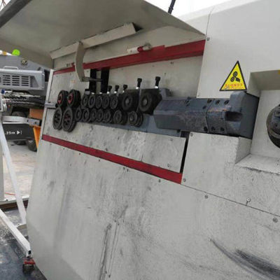 2023 Corredora eléctrica automática de control CNC para barras de hierro de acero inoxidable