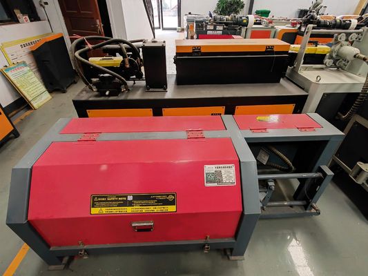 Máquina de rectación y corte de alambre de acero redondo
