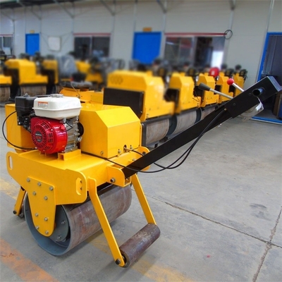 Walking Behind Road Roller 600kg con motor CHANGFA y 20KN * 2 fuerza emocionante