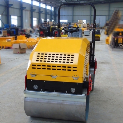 Motor de alta potencia 600 kg Roller vibratorio de doble rueda para caminar detrás de la carretera